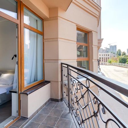 Petrovdom 2-76 Luxury Living In Rc Pechersk Plaza Київ Екстер'єр фото