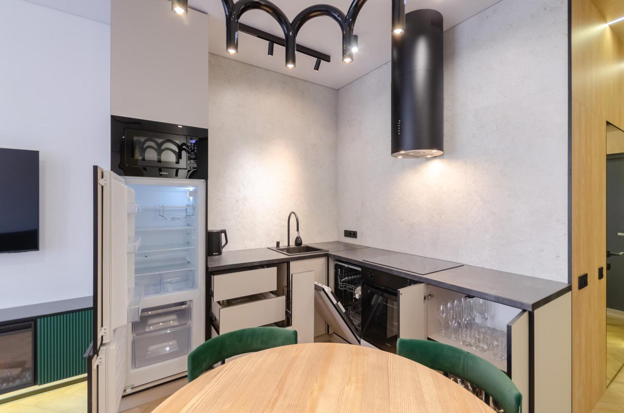 Petrovdom 2-76 Luxury Living In Rc Pechersk Plaza Київ Екстер'єр фото